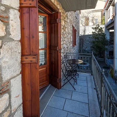 Nelfi's Iιι - Appartement
