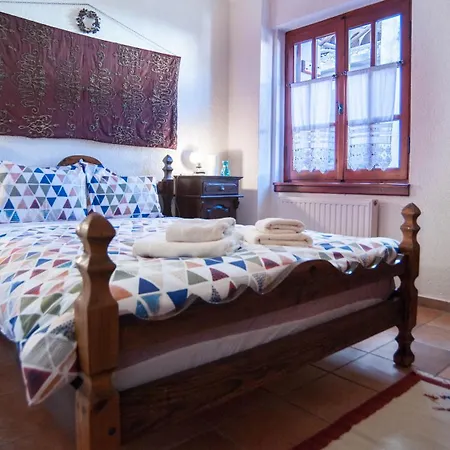 Apartment Nelfi's Iιι -
