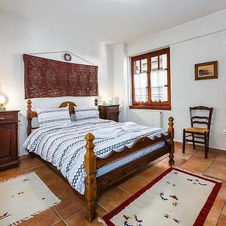 Nelfi's Iιι - Διαμέρισμα Αράχωβα