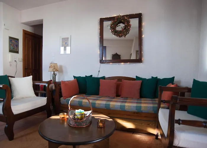 Nelfi's Iιι - * Arachova